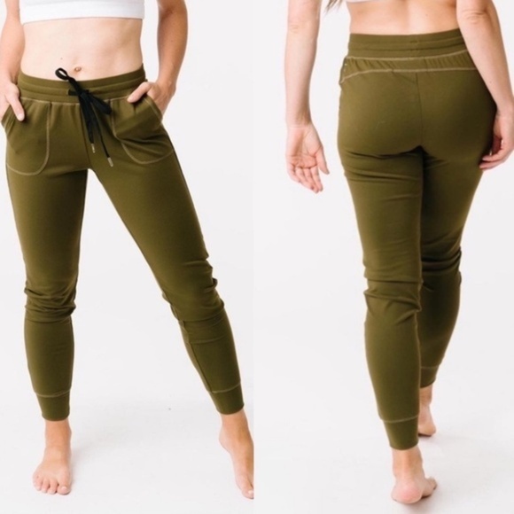 Zyia‎ Active Olive Green Unwind Joggers - Picture 1 of 8